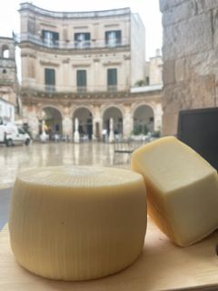 Formaggio fresco tipo maglie